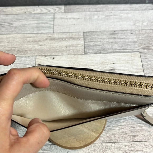 🌻 Kate Spade Wellesley Neda Leather Zip Around Wallet in Porcelain - Picture 7 of 12